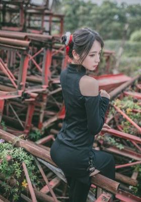 播放拔萝卜的动漫人物西班牙