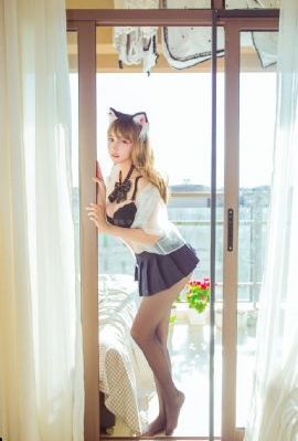 他趴在我两腿中间吸我电影